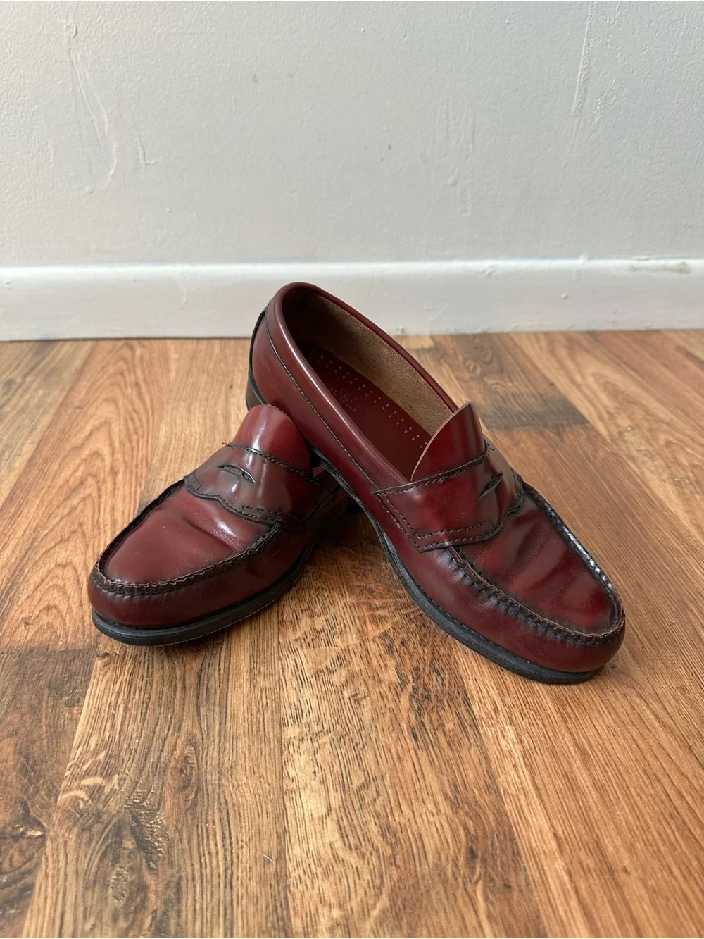 Vintage G.H. Bass & Co. Weejuns Penny Loafers Burgundy Made in USA Size US 9.5 D